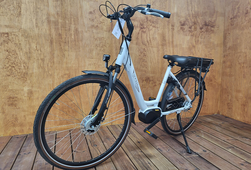 Vélo électrique bikkel blanc